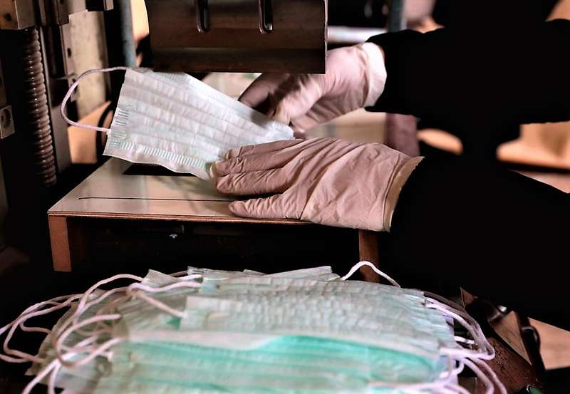 Cura Italia: incentivi a sostegno delle aziende che ampliano o riconvertono l’attività per produrre dispositivi medici o DPI