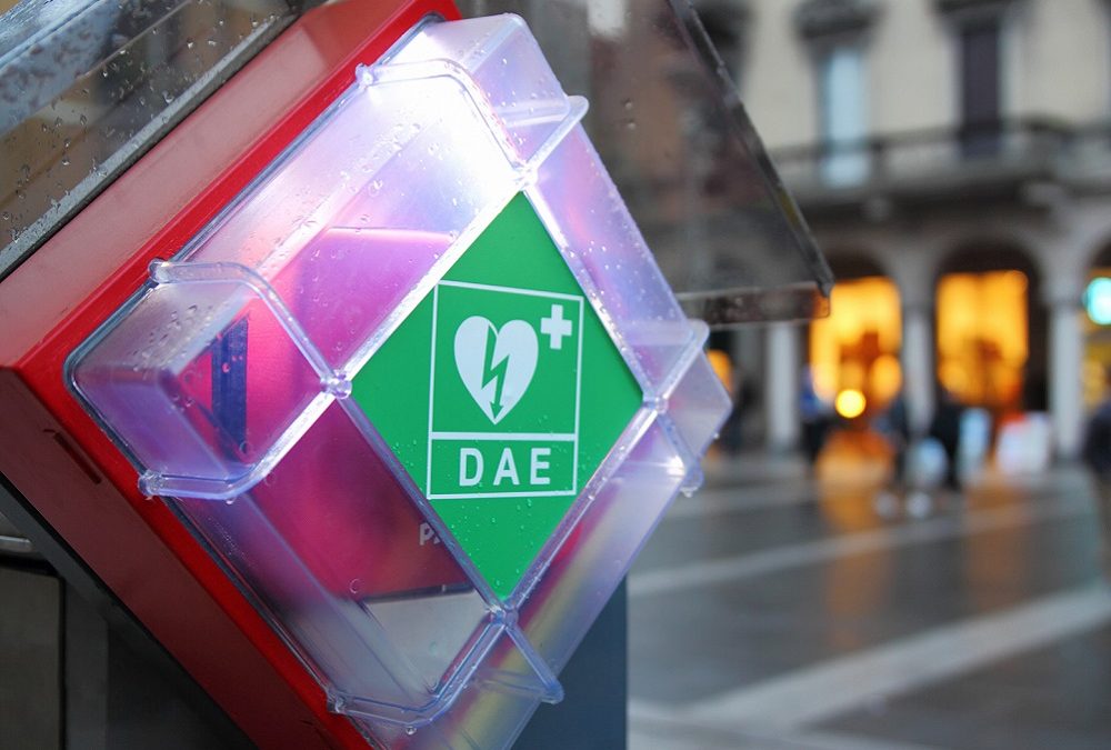 Defibrillatori semiautomatici e automatici esterni: definizione dei criteri e delle modalità