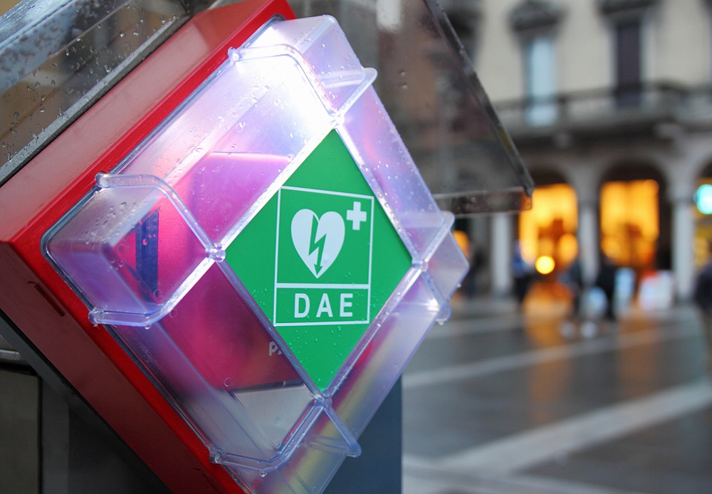 Defibrillatori semiautomatici e automatici esterni: definizione dei criteri e delle modalità